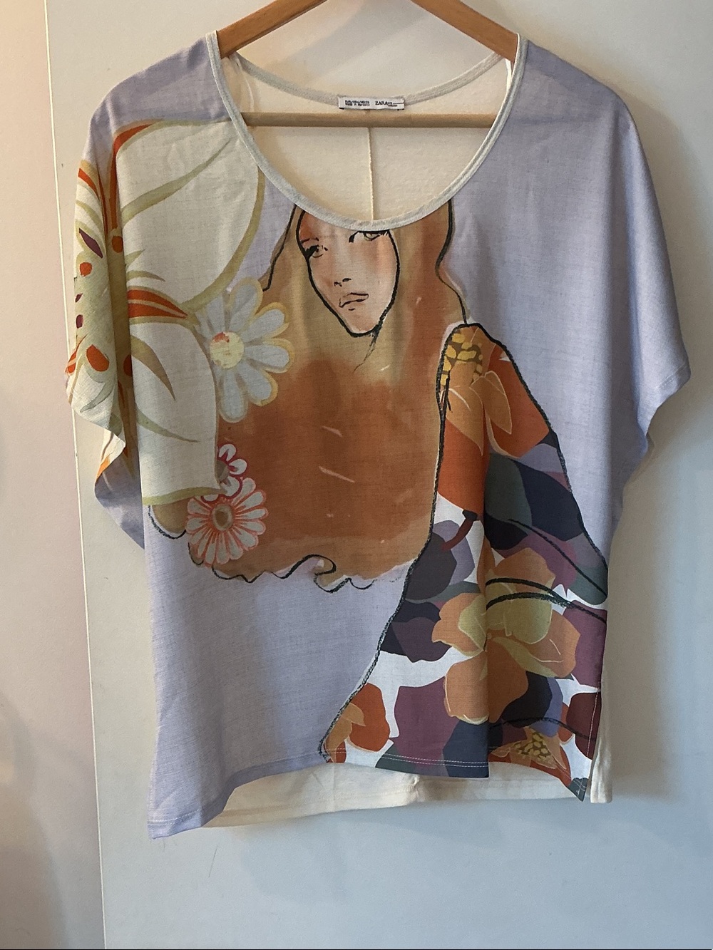 ZARA Light Purple Floral Graphic Scoop Neck Women's Top